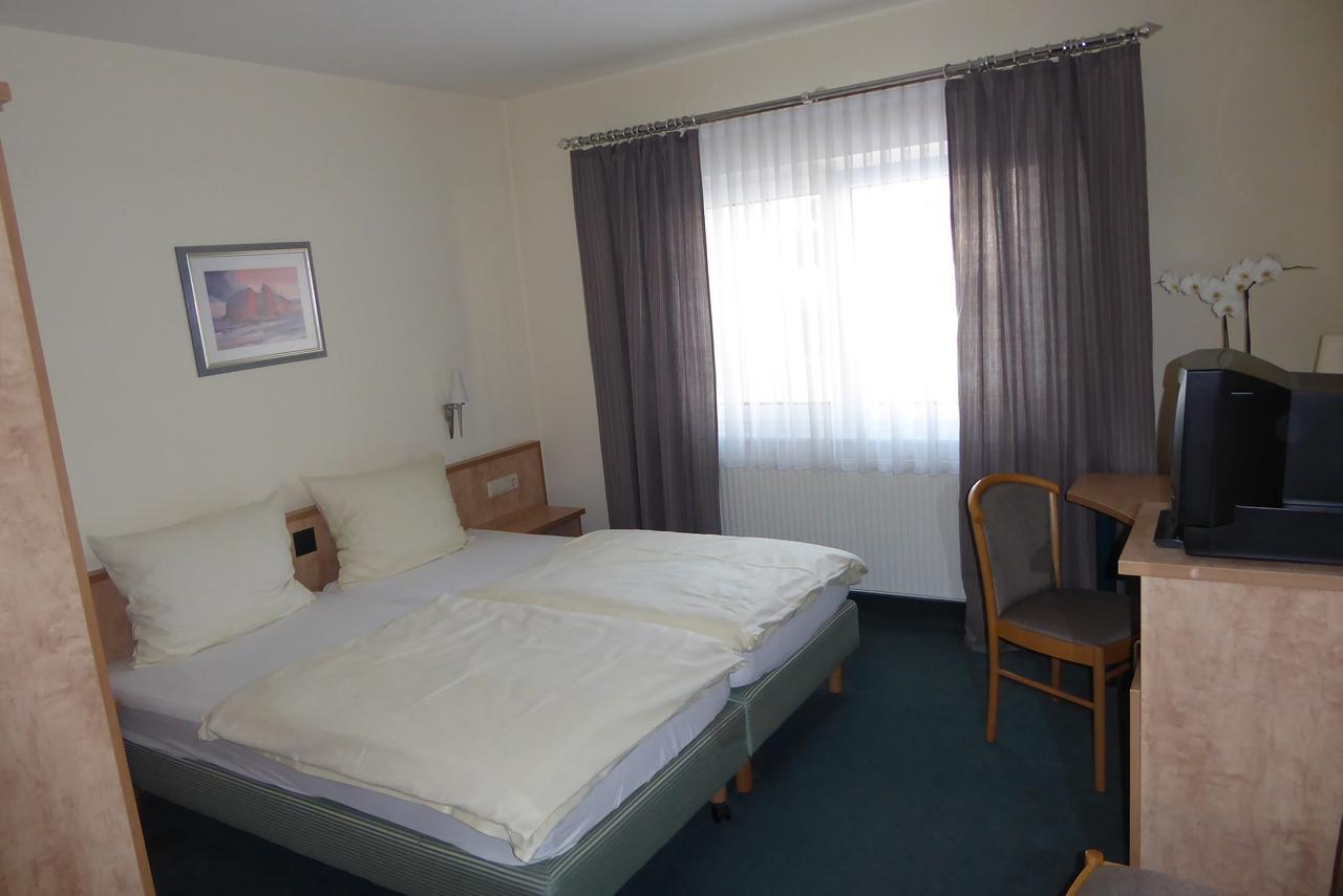 Hotel Ring Park Buchen  Zewnętrze zdjęcie